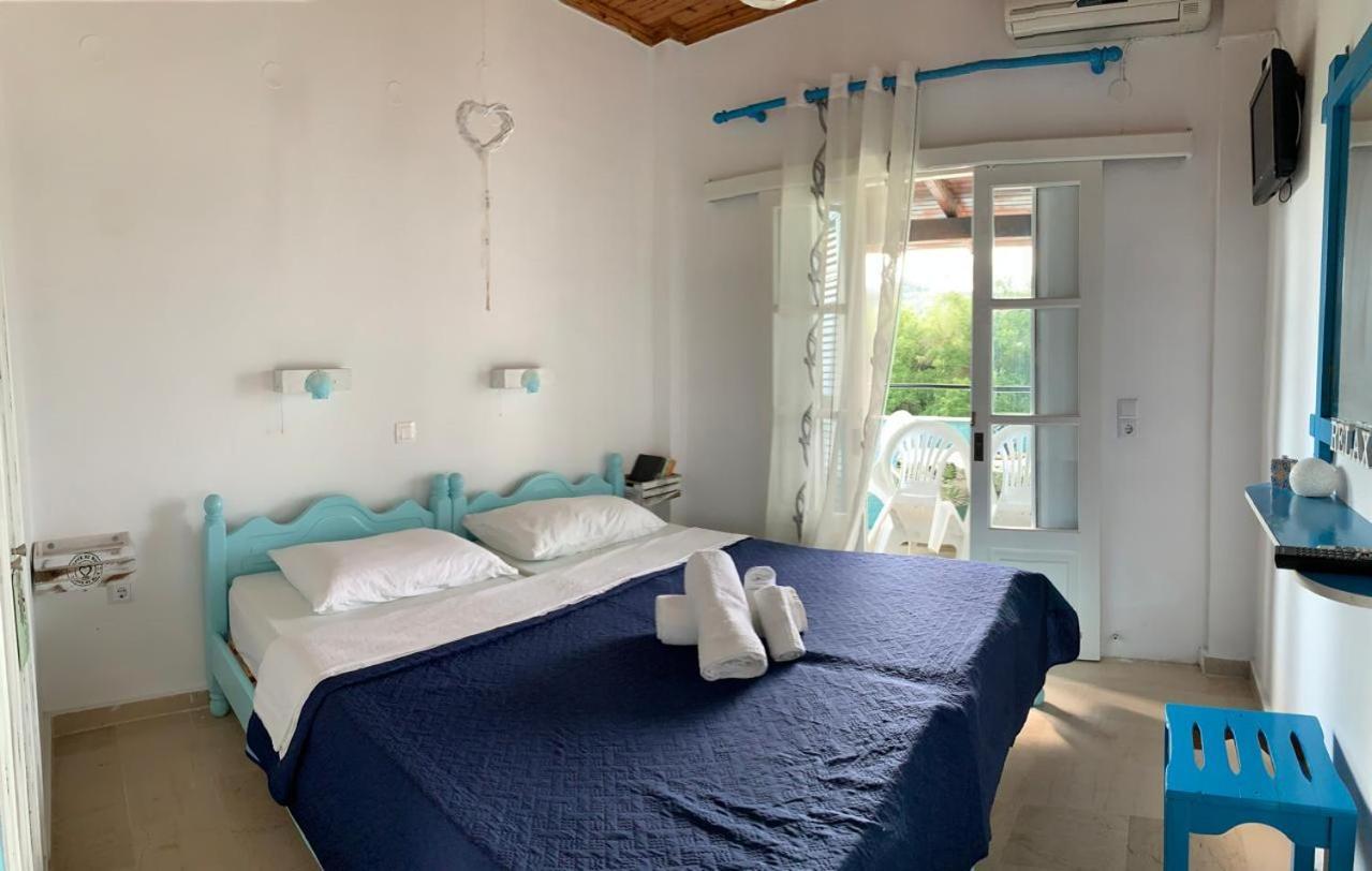 Michael'S Garden Aparthotel Сидари Екстериор снимка