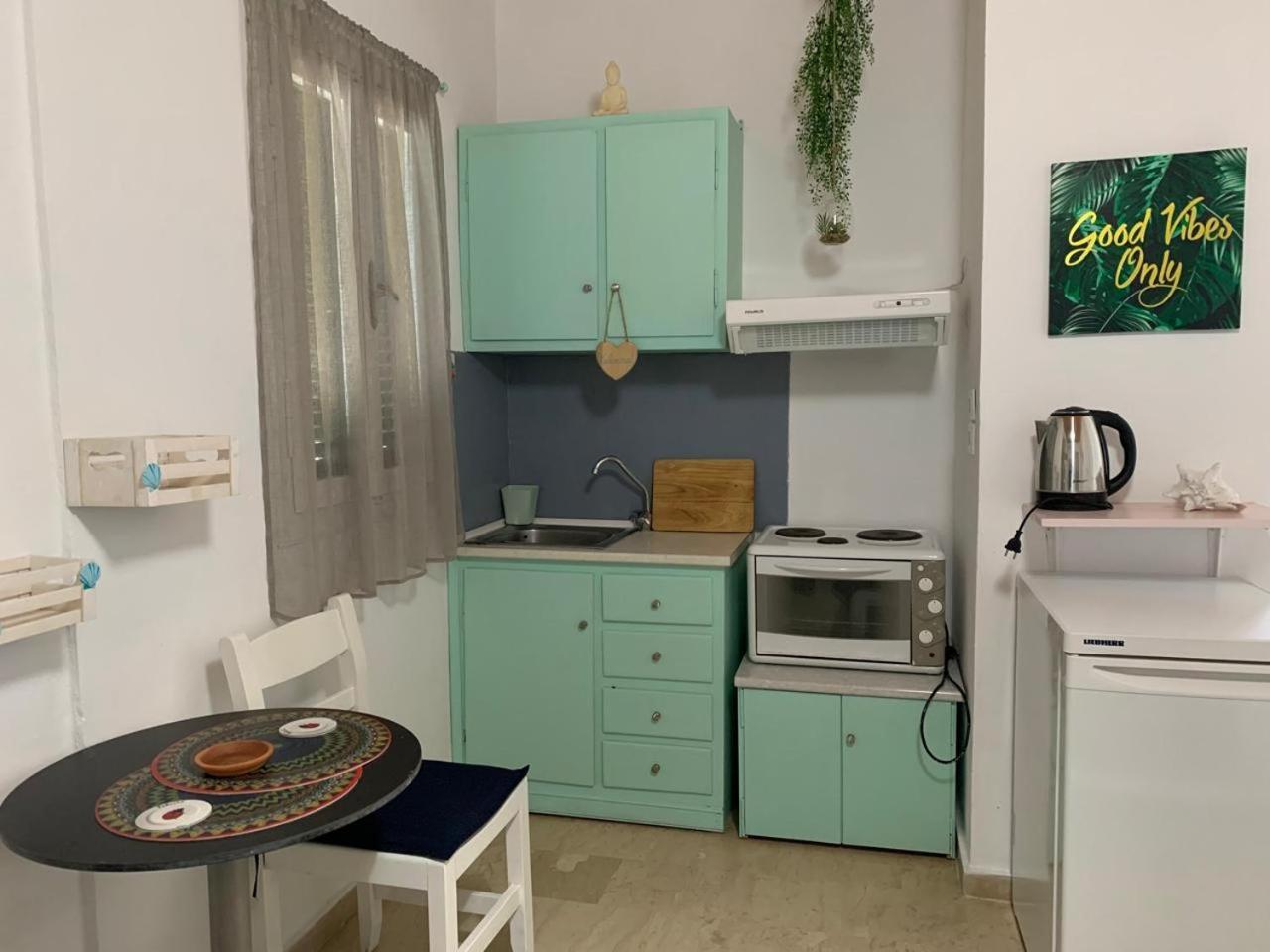 Michael'S Garden Aparthotel Сидари Екстериор снимка