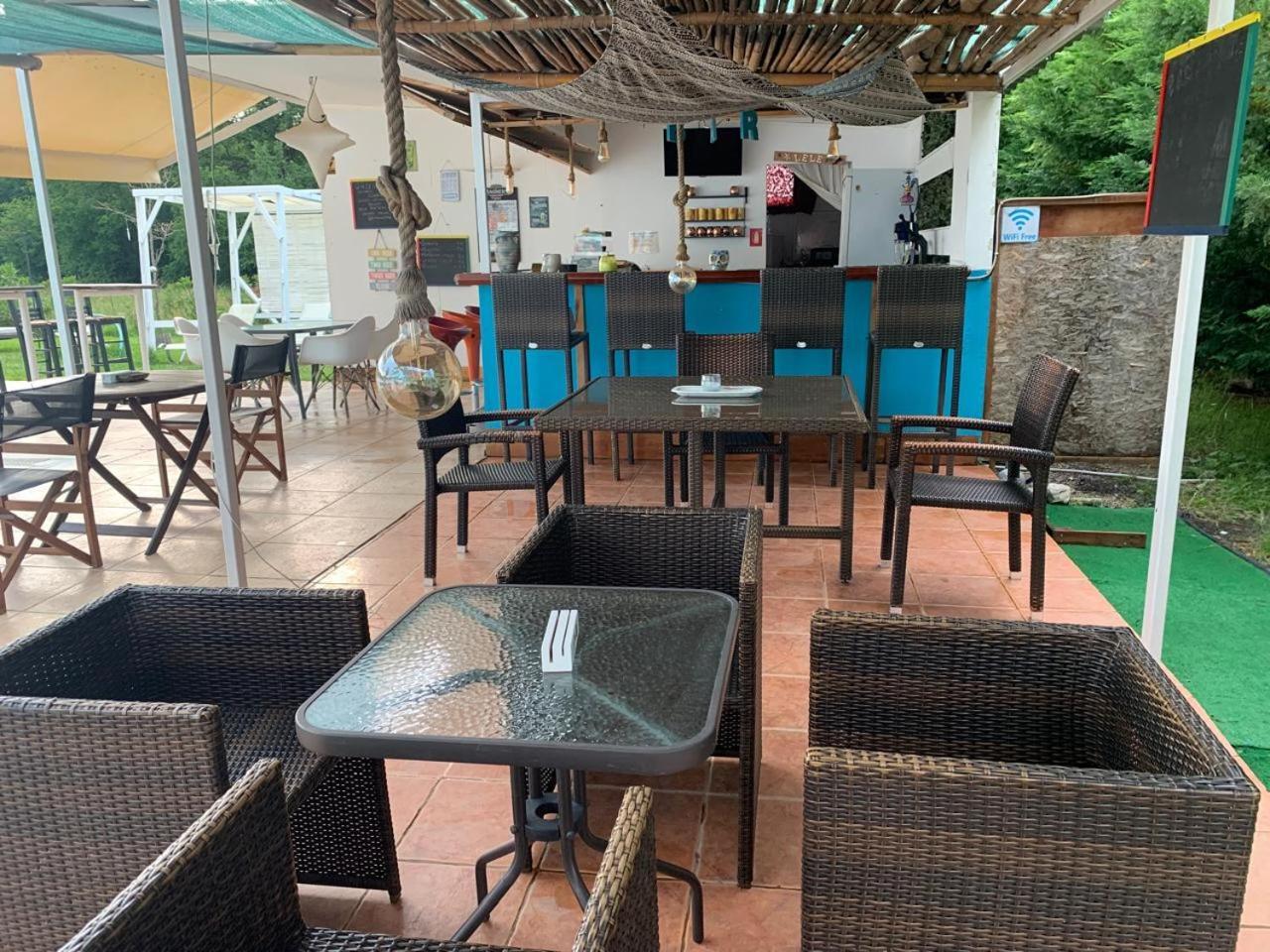 Michael'S Garden Aparthotel Сидари Екстериор снимка
