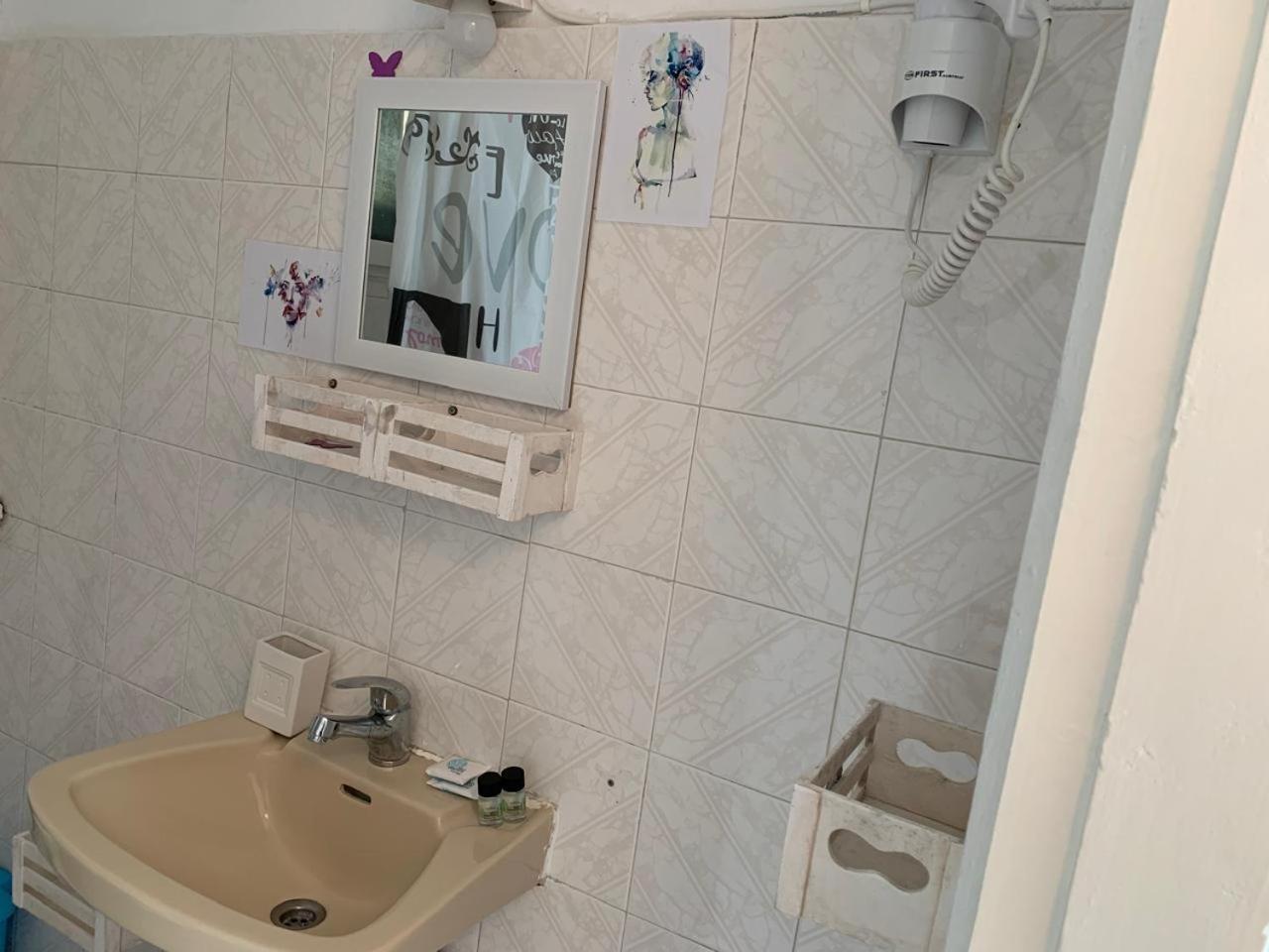 Michael'S Garden Aparthotel Сидари Екстериор снимка